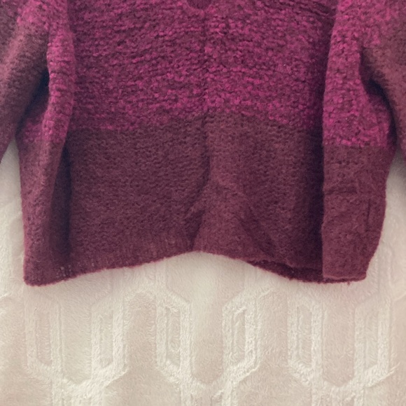 GUC F.P Oversized Sweater - Picture 2 of 11